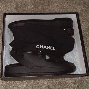 Authenticated CHANEL, DAD slides